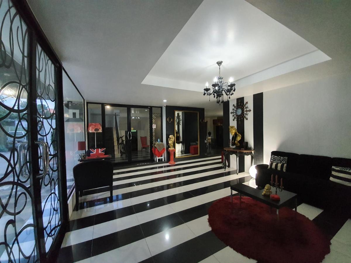 @Room Apartment Bangkok Buitenkant foto